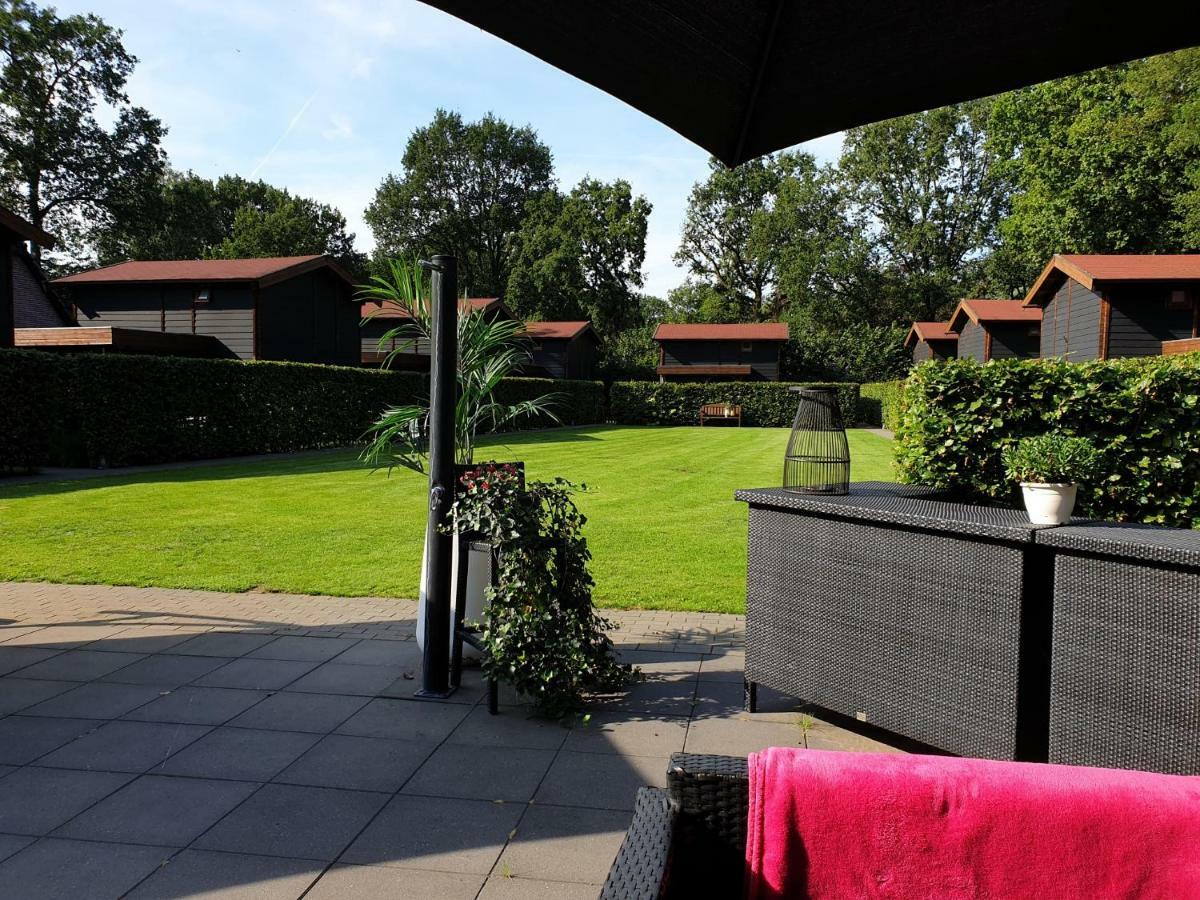 De Eikensingel Hotel Uddel Eksteriør billede